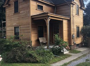 12 Jackson St, Beacon, NY 12508