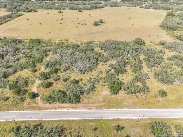 TBD LOT 131 Utopia Oaks, Dhanis, TX 78850