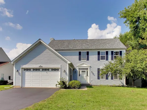14106 Glenwood Ct, Libertyville, IL 60048