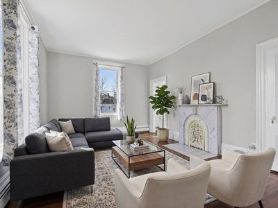 4 Mount Vernon St APT 4, Haverhill, MA, 01830
