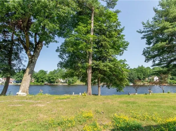 23130 Bradford Dr #15, Dexter, NY 13634