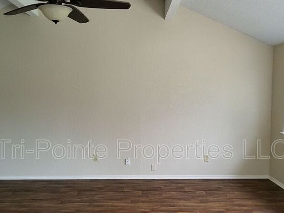 2nd image of 3037 Colony Dr