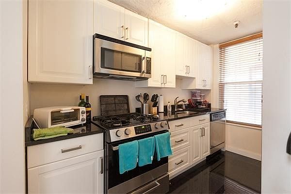 1st image of 1 Symphony Rd APT 2