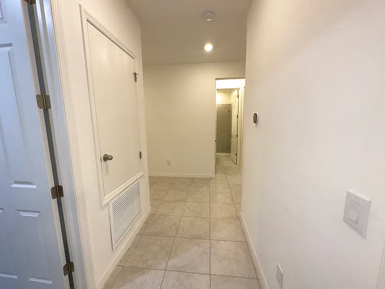 3551 74th Avenue Cir E — Photo 8