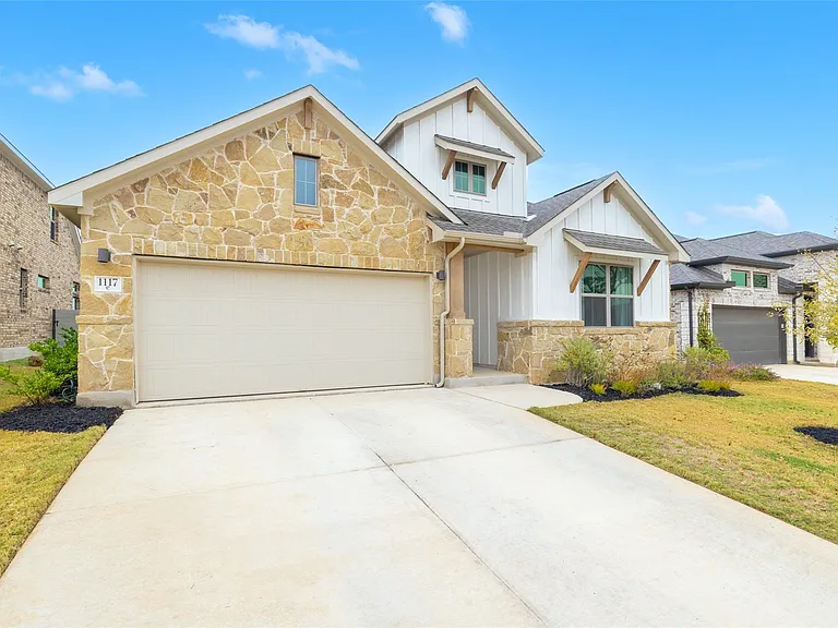 1117 Spring Gulch Ln — Photo 2