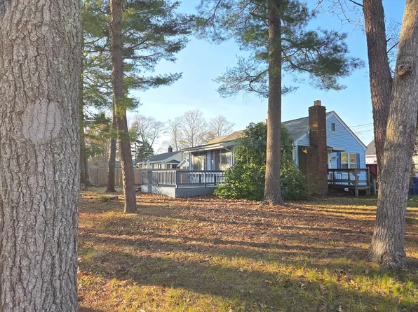 13 Datewood St, Wareham, MA 02571