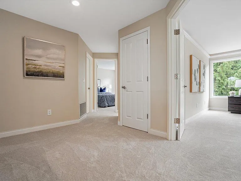 24275 SE 1st Pl — Photo 33
