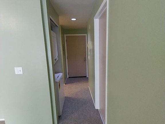 5th image of 530 Melrose Ave E APT 609