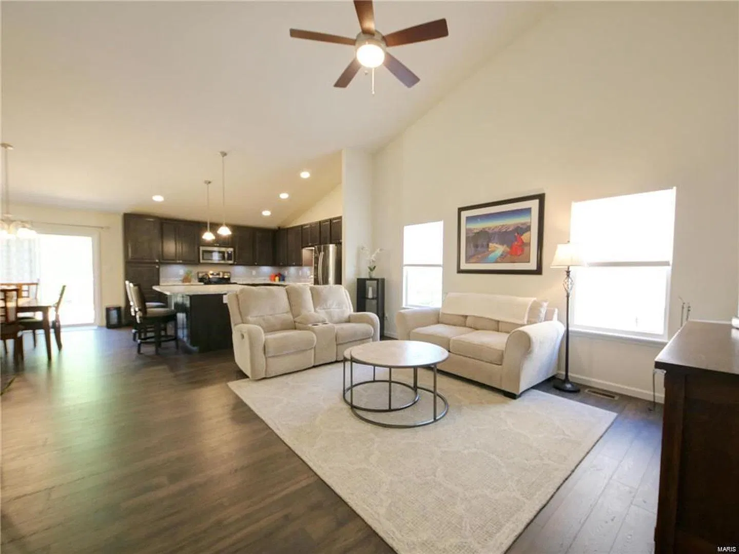 2 Bed 2 Bath Villa for Rent — Photo 3