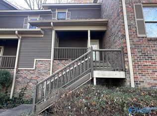 3021 Live Oak Ln SW, Huntsville, AL 35802