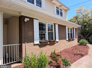 409 Whitman Dr, Turnersville, NJ 08012