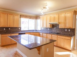 1077 Perazzo Cir #1077, Folsom, CA 95630