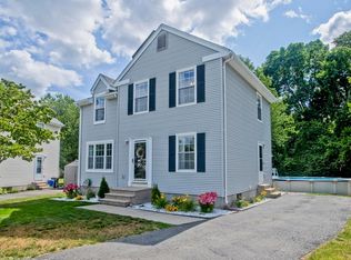 52 Schuyler Dr, East Longmeadow, MA 01028