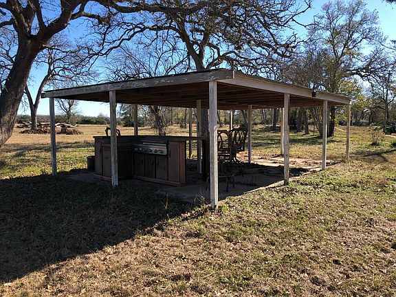 4th image of 16628 Fm 102