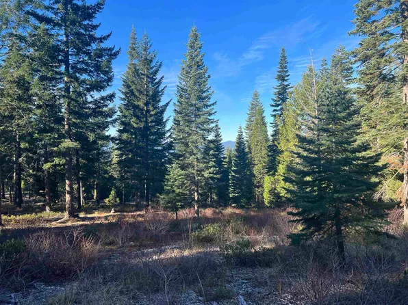 W Highway 89, Mount Shasta, CA 96067