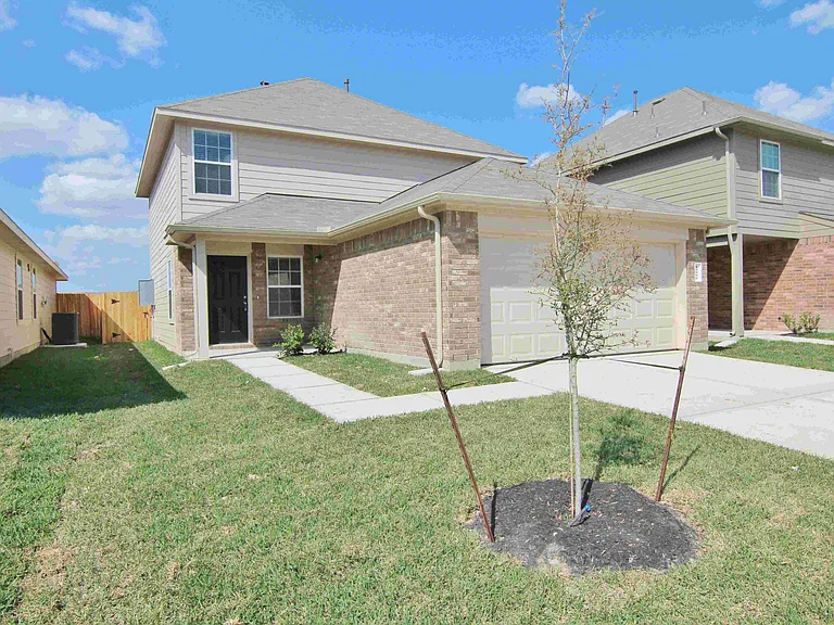 Long Arbor Ln — Photo 3
