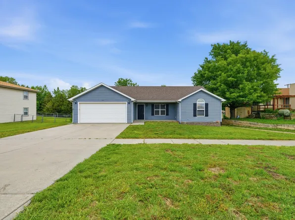 1608 Saint Marys Rd, Junction City, KS 66441