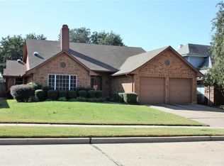 4204 Kelly Glenn Ln, Arlington, TX 76017