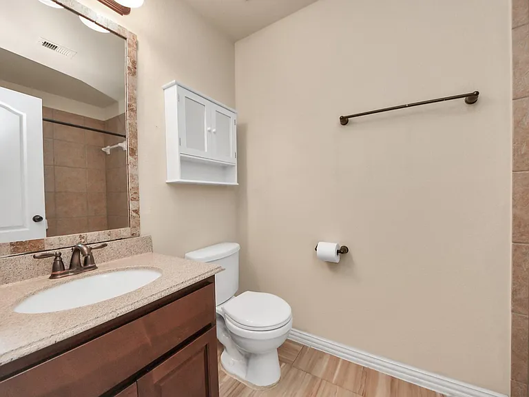 7503 Amber Village Cir — Photo 17