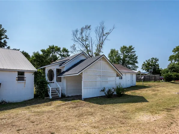 403 N Kansas St, Kansas, OK 74347
