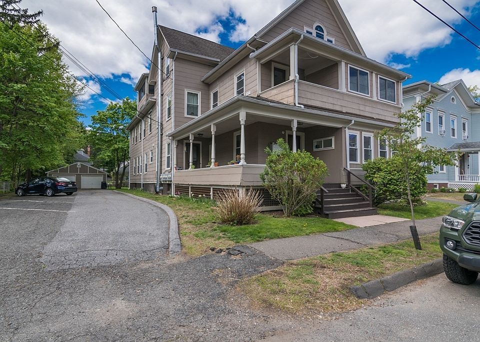 1st image of 13 Munroe St