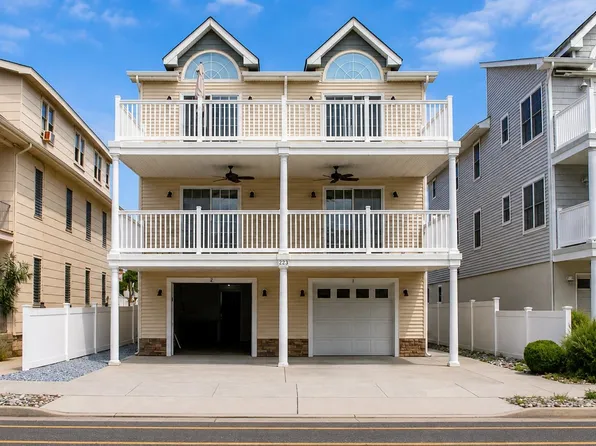 223 E Roberts Ave #B, Wildwood, NJ 08260