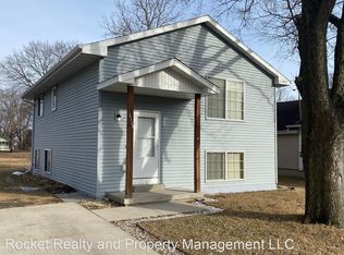 1115 S Academy St, Janesville, WI 53546