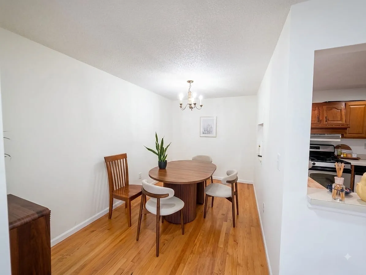 2 bed, 1203 sqft, $2,400 — Photo 3
