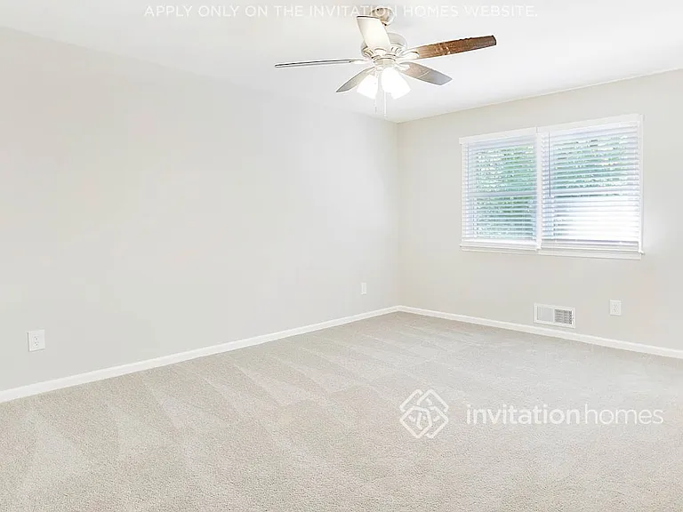 542 Allana Ct — Photo 20