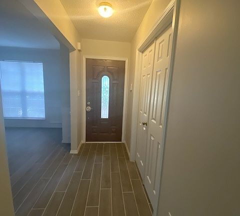 2nd image of 503 Tom Sawyer Ln