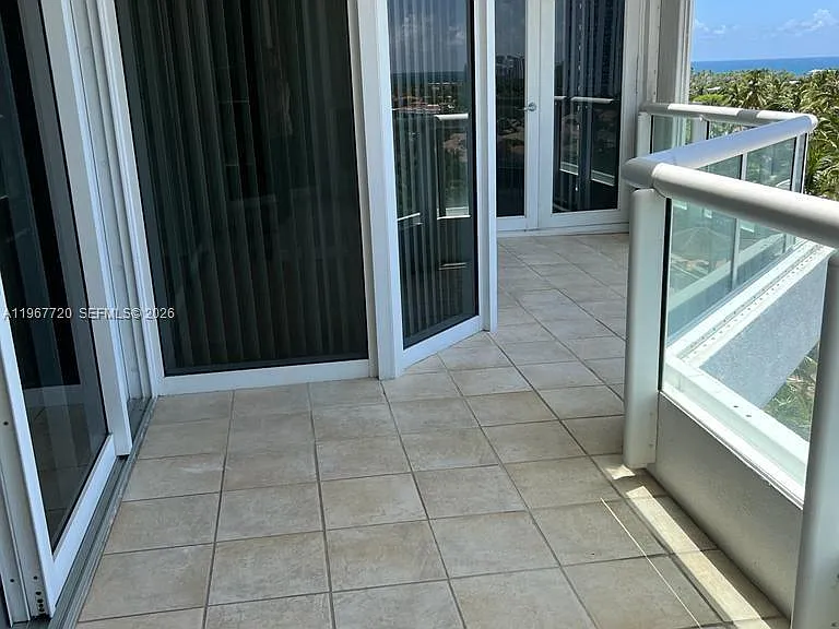 21055 Yacht Club Dr #1009 — Photo 13