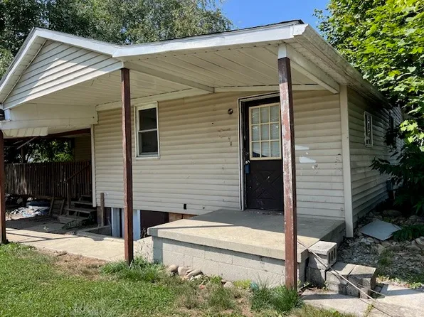 8 Apple St, Uniontown, PA 15401