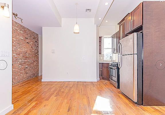 4th image of 776 Lincoln Pl #3B