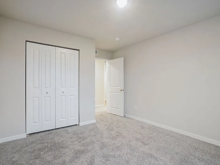 834 Winchester St — Photo 19