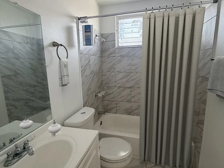 3426 Vinton Ave #9 — Photo 8