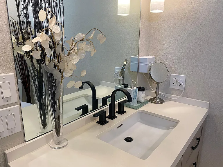 208 Vista Ct #208 — Photo 18