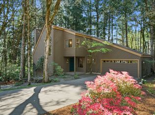 1112 NW Charlemagne Pl, Corvallis, OR