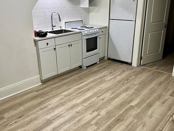 3rd image of 1881 W 48th St APT 2