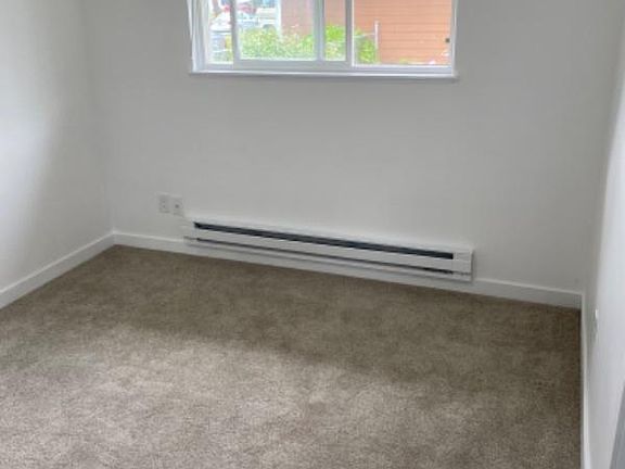 5th image of 507 Grinnell Ave SW #2