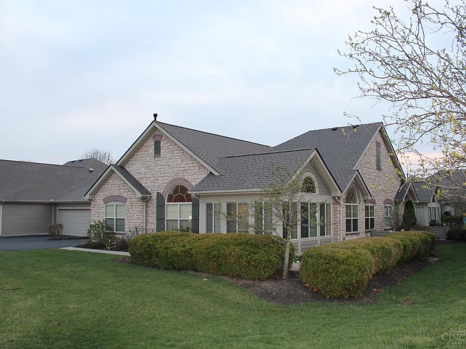 2nd image of 1392 Cotswold Ln