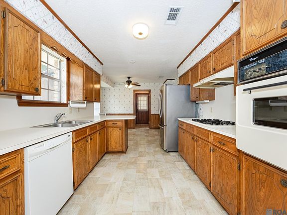 5th image of 2145 Stonewood Dr