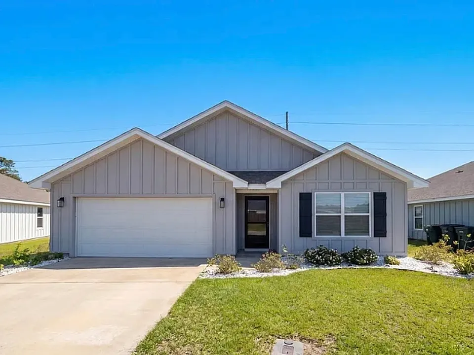 7453 Brompton Dr
