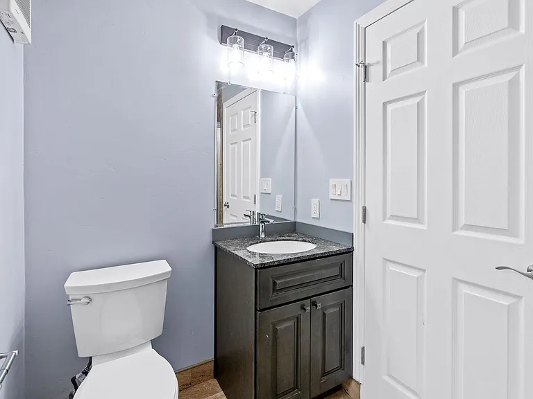 1543 Estee Ave — Photo 32