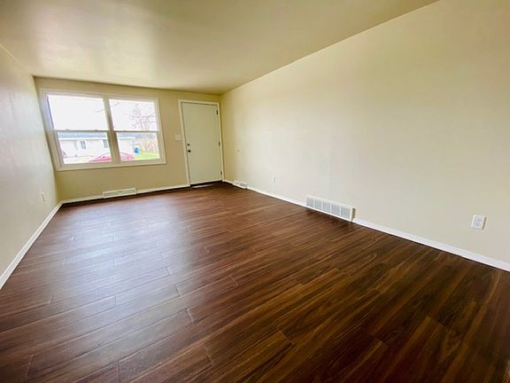 3rd image of 917 Abrams St #921
