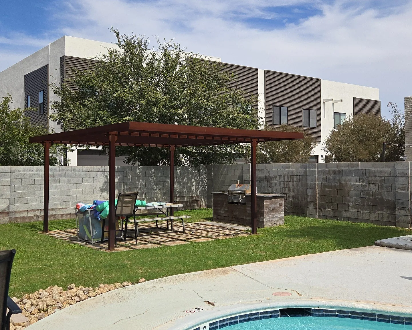 2 bed, 950 sqft, $1,795 — Photo 4