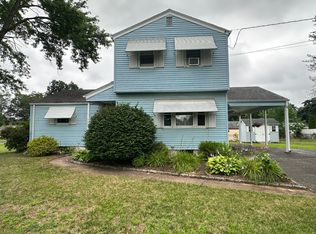 52 Midland Rd, Windsor Locks, CT 06096