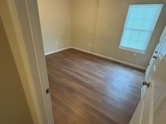 4th image of 164 Barber Rd #2