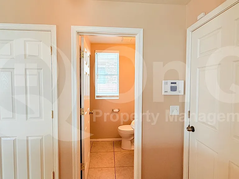 6022 N Florence Ave — Photo 24