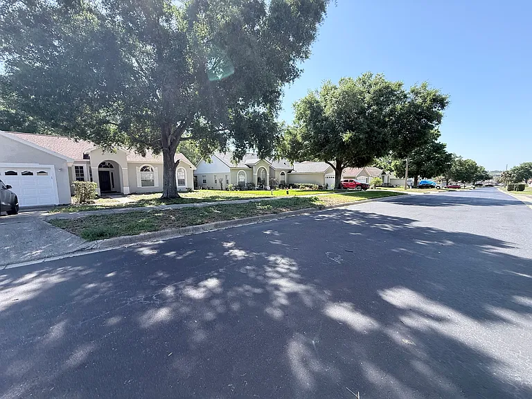 2771 Cedaridge Cir — Photo 57