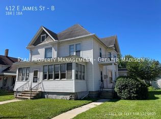 412 E James St APT B, Columbus, WI 53925